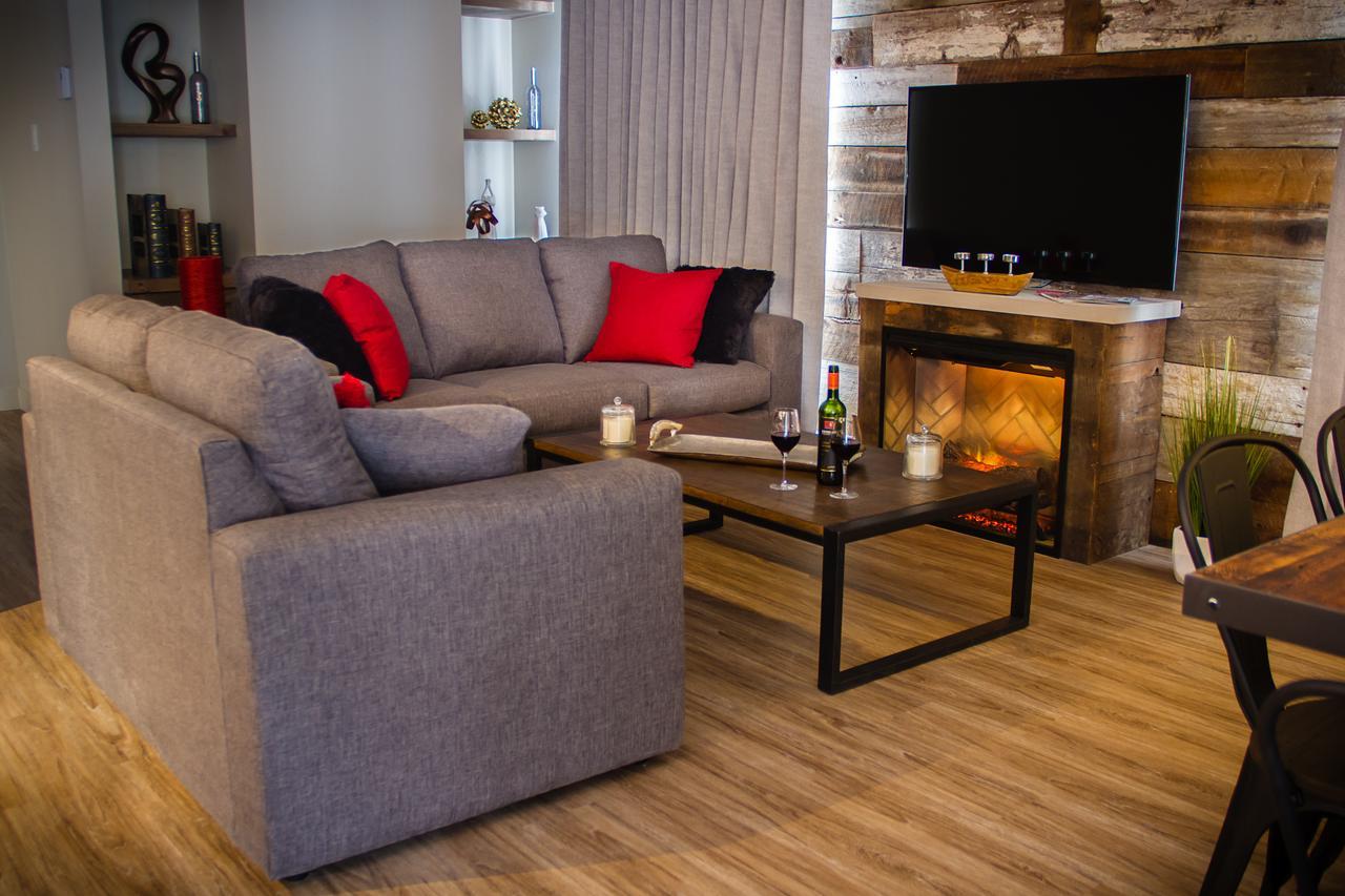 Le Viking Resort Sainte-Marguerite-du-Lac-Masson エクステリア 写真
